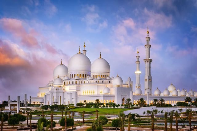 Sheikh zayed grand mosque (Abu Dhabi)